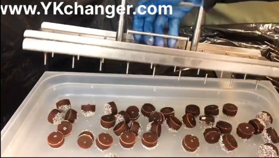 Small ice pop molds kids ice cream molds mini popsicle molds 11ml with stickless extractor